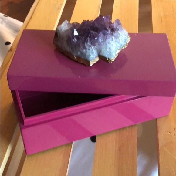 Pink Amethyst Box  - Picture 4 of 4